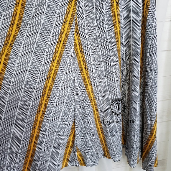 SOLD - Picture 3 of 5